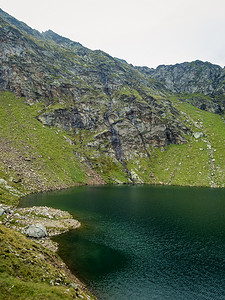 Texlgruppe 自然公园 Meraner Land 的 Sponser 湖