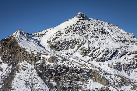 雪朗峰顶和伯尔尼瑞士阿尔卑斯山的景色，瑞士