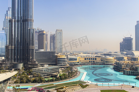 阿联酋迪拜 — 02.04.2021 拍摄世界上最大的购物中心 — 迪拜购物中心。