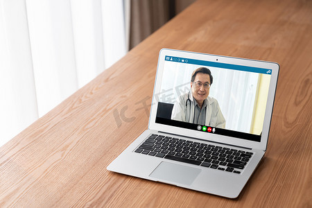 通过现代远程医疗软件应用程序进行医生在线视频通话