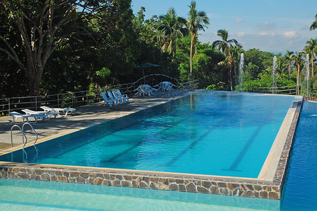 ccf摄影照片_Santo T CCF Mount Makiling 休闲中心的游泳池