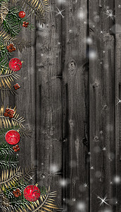 红2021摄影照片_圣诞背景与冷杉树枝和红球与装饰