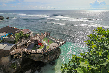 星期日海滩俱乐部，单鳍，蓝点，苏鲁班海滩，巴厘岛，印度尼西亚。