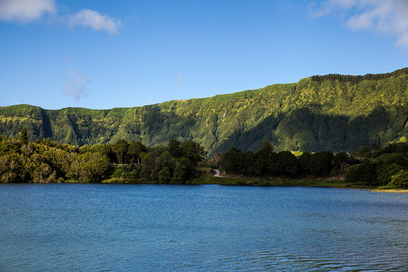 蓝色泻湖，Caldeira das Sete Cidades