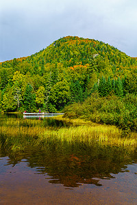 梦露湖，在蒙特朗布朗国家公园
