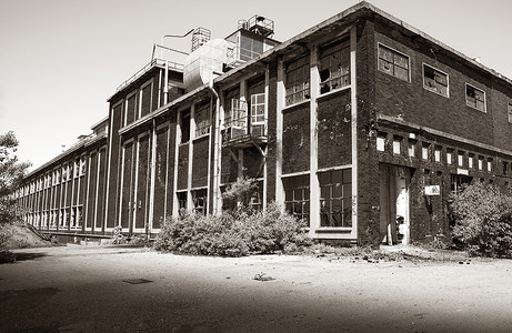 废弃工厂摄影照片_废弃的旧工厂