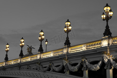 三生三世桃花节摄影照片_亚历山大三世桥，巴黎，法国