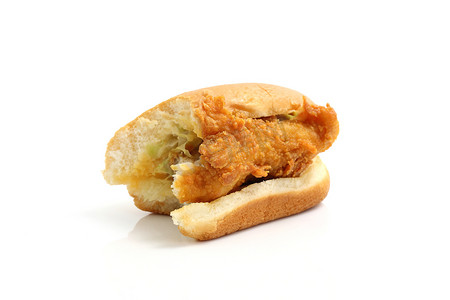 汉堡炸鸡摄影照片_孤立在白色背景中的炸鸡三明治