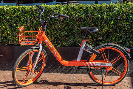 旺铺出租摄影照片_在澳大利亚悉尼出租的 MOBIKE 自行车。
