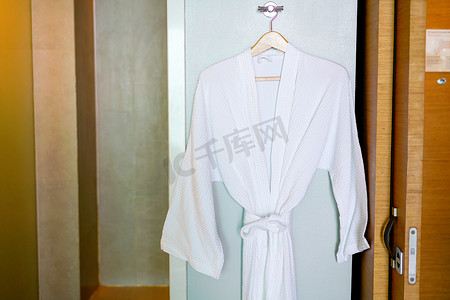 酒店浴室的浴袍