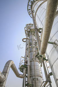 燃气燃烧器具安装摄影照片_石油及化工厂