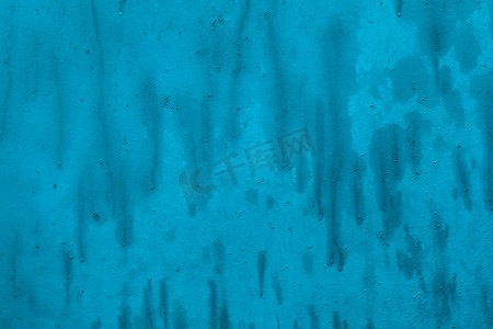 蓝色质感金属摄影照片_水污迹肮脏的风化蓝色背景，旧有油漆磨损的金属质感表面墙