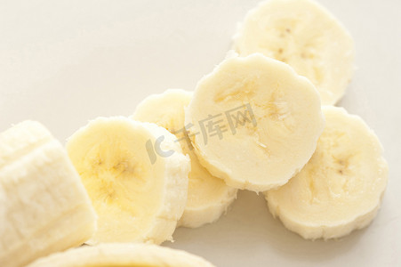 圆的摄影照片_切碎的香蕉的特写