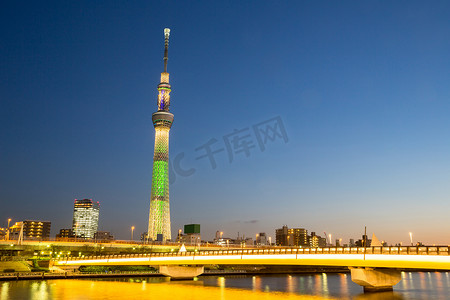 日本晴空塔摄影照片_东京晴空塔