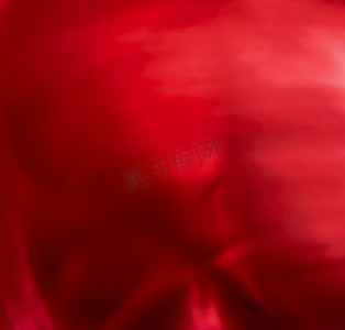 红色抽象艺术背景、丝绸质感和运动波浪线，适合经典奢华设计