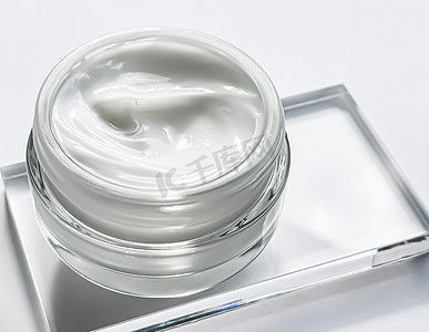 玻璃、美容护肤、化妆品科学上的面霜保湿罐和产品样品