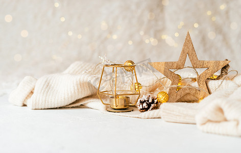 圣诞背景上的木星或贺卡上有文字空间和温暖舒适的毛衣。