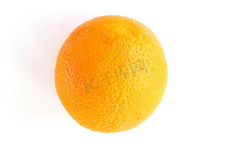 白色背景上成熟多汁的圆形橙子的特写。