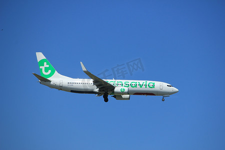 荷兰阿姆斯特丹 — 2017年7月9日：PH-HXB Transavia 波音 737-800