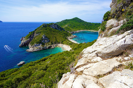 科孚岛的波尔图蒂莫尼海滩，希腊科孚岛的天堂，拥有双海滩和结晶水