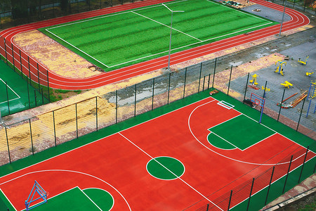 足球篮球合体摄影照片_足球场、篮球场、排球场。