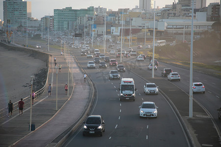 速度感摄影照片_萨尔瓦多的车辆交通