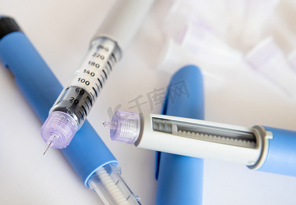 糖尿病患者的胰岛素注射笔或胰岛素墨盒笔。