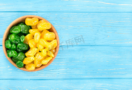 碗干黄色和绿色金橘