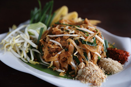 padthai摄影照片_泰国当地美食 padthai 炒面