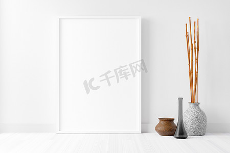 拍照kt板相框摄影照片_白水泥墙上的空白空相框模型。