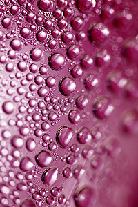 五颜六色的水滴关闭了现代梦幻般的湿背景高质量印刷品五十百万像素