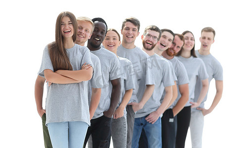 诚信建设摄影照片_一群身穿灰色 T 恤的年轻人站成一排