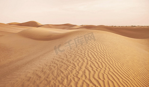 撒哈拉沙漠摄影照片_撒哈拉沙漠风景秀丽的沙丘