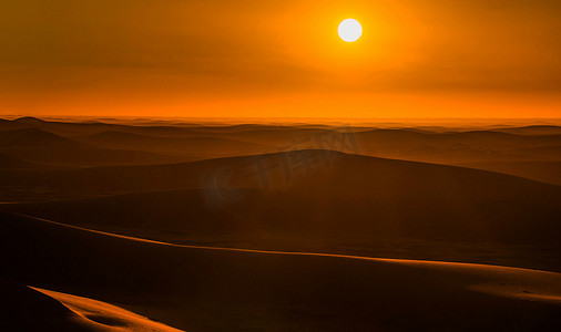 撒哈拉沙漠摄影照片_撒哈拉沙漠风景优美的沙丘