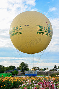 2017年9月摄影照片_法国昂热特拉植物园 — 2017年9月24日：公园里供游客使用的大气球