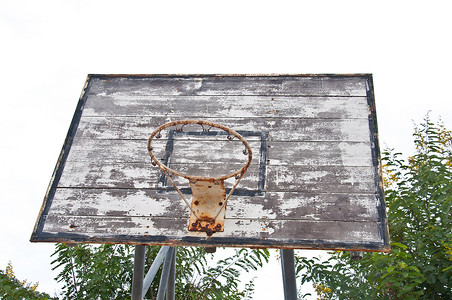 老篮球筐