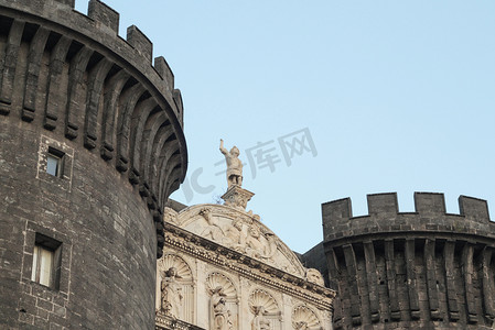 那不勒斯 Maschio Angioino 中世纪城堡