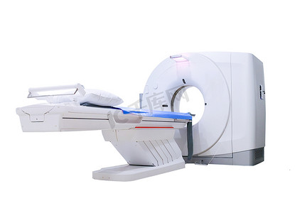 CT 扫描室的多探测器 CT 扫描仪（计算机断层扫描）医疗设备。