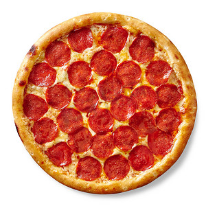 香辣意大利辣香肠披萨配香肠、番茄酱和白色隔离的马苏里拉奶酪