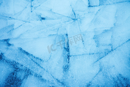 蓝色冰纹理背景与水晶表面