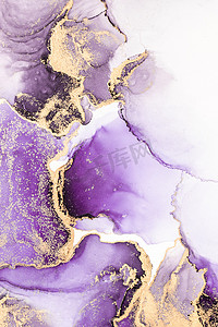 水墨摄影照片_大理石液体水墨艺术画在纸上的紫金抽象背景。