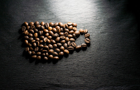 杯子形状的咖啡豆
