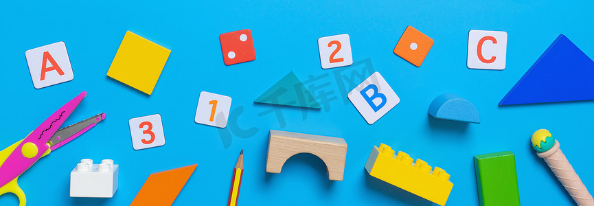 学校教育玩具和数学概念文具
