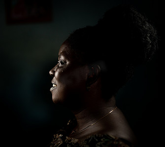 年长的非洲黑人妇女肖像