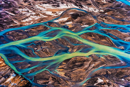 冰岛冰川河空中景观顶视图
