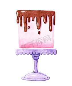 水彩粉红色蛋糕在紫色立场上隔离在白色背景。