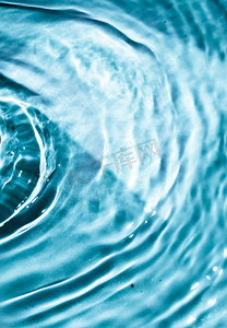 蓝色波纹、水抽象背景-纹理和自然元素概念