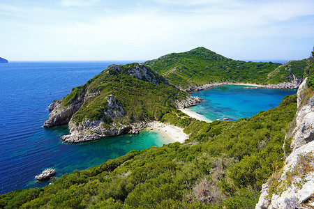 科孚岛的波尔图蒂莫尼海滩，希腊科孚岛的天堂，拥有双海滩和结晶水