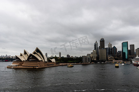 悉尼大桥摄影照片_悉尼歌剧院，澳大利亚悉尼，2022 年