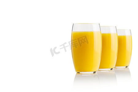橙汁海报免费摄影照片_橙汁玻璃，隔离在白色。